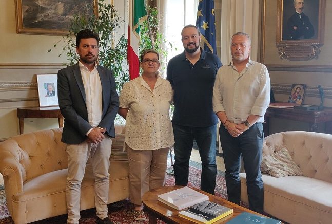 Fabbri ‘rompe il ghiaccio’ con i sindacati: “Mi farò portavoce dei lavoratori”