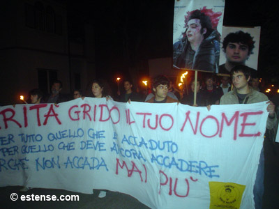 Aldrovandi. Centinaia di cartoline in Questura