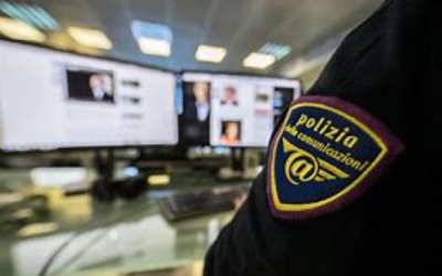 Denunciato per aver messo online foto e video intimi della ex