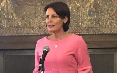 Paron rinviata a giudizio per corruzione, l’imprenditore patteggia