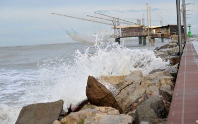 Mare mosso e rischio mareggiate: scatta l’allerta gialla sulla costa ferrarese