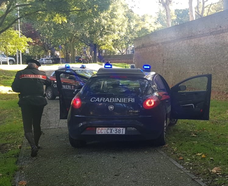 Altra droga in Gad. Sorpreso con dieci dosi di cocaina in tasca