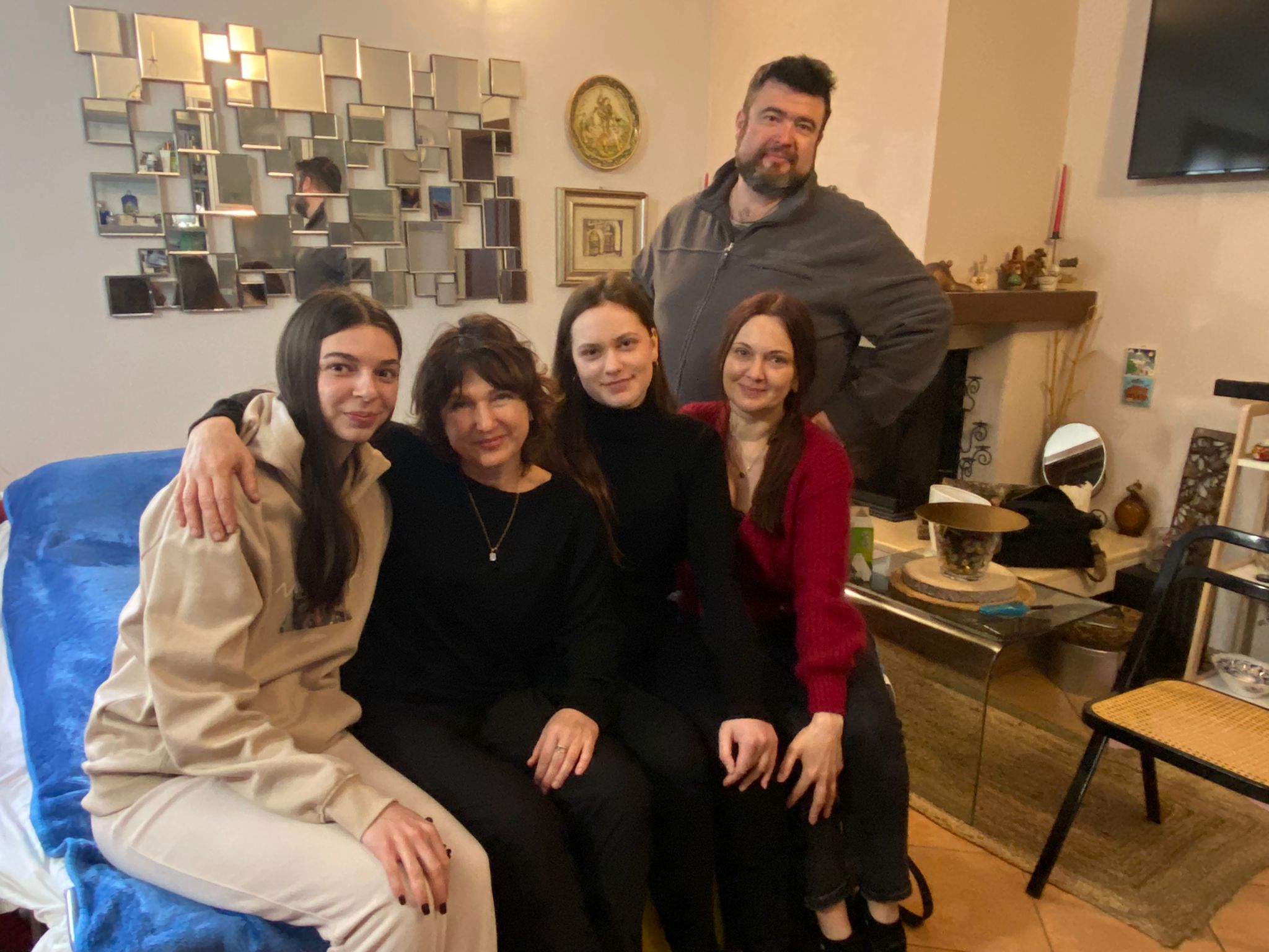 “Speriamo di tornare presto a casa per ricostruire la nostra terra”