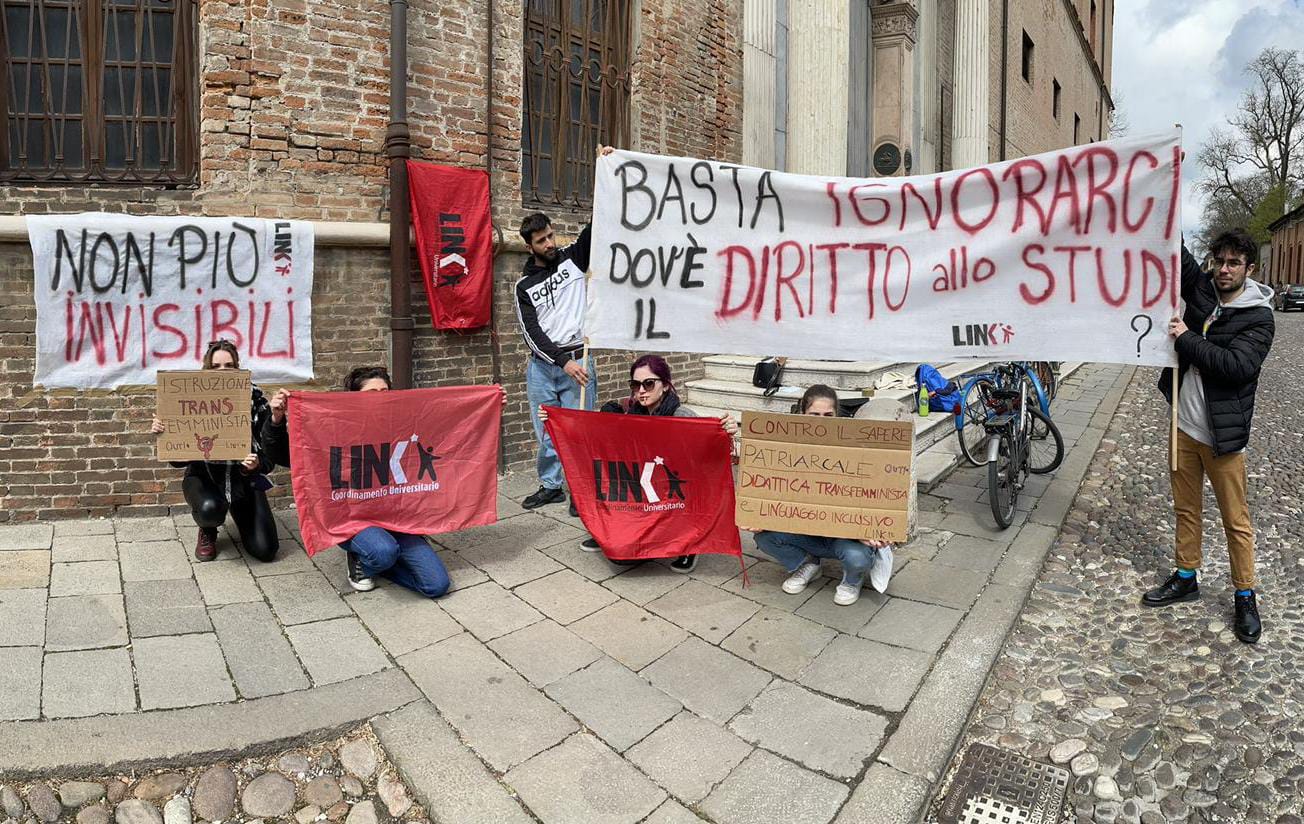 Arriva la ministra, gli studenti di Link protestano: “Unife, dov’è il diritto allo studio?”