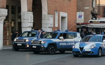 Aggredisce i poliziotti in galleria Matteotti, condannato a sei mesi