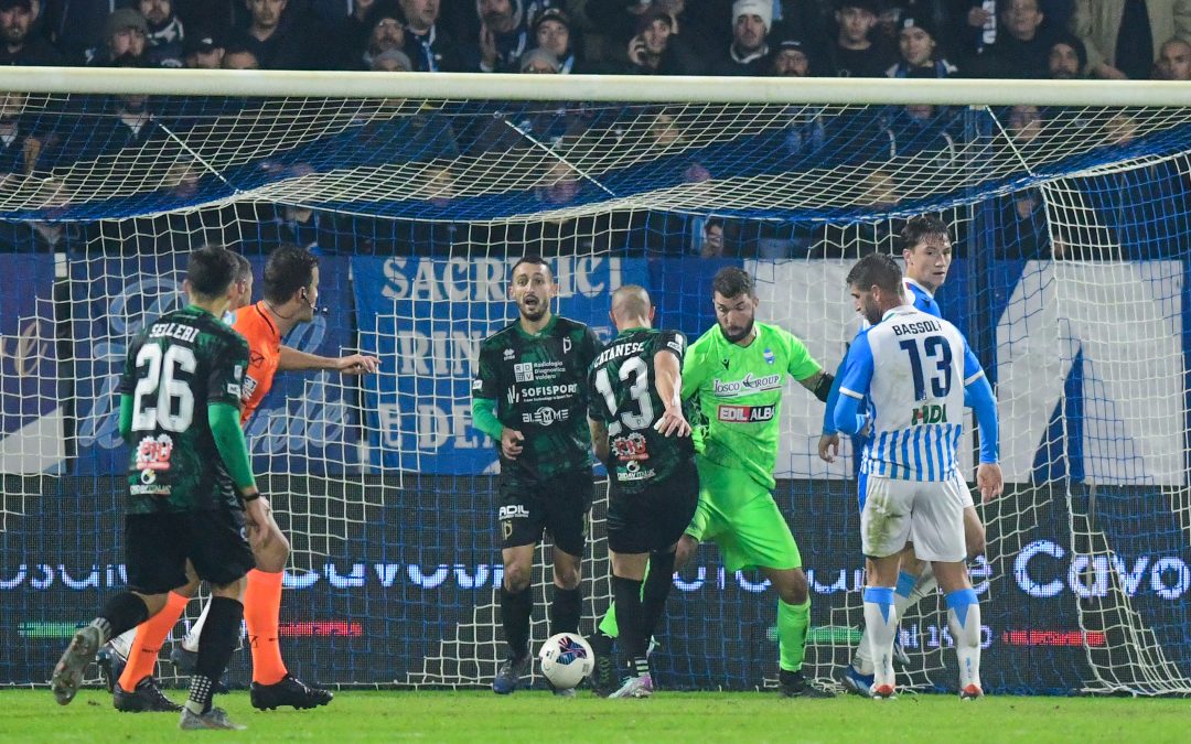Spal, è notte fonda. Anche il Pontedera sbanca il ‘Mazza’