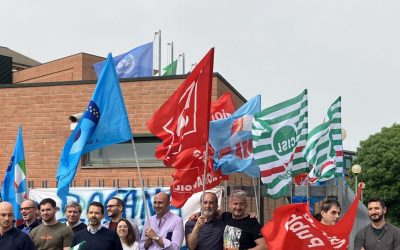 Sindacati in presidio contro il “declassamento” dell’ufficio Dogane