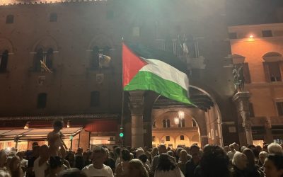 “Basta barbarie a Gaza”. In 500 davanti alla Cattedrale