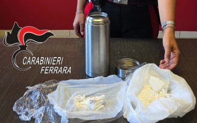 Due etti di cocaina nella borraccia, 28enne in manette