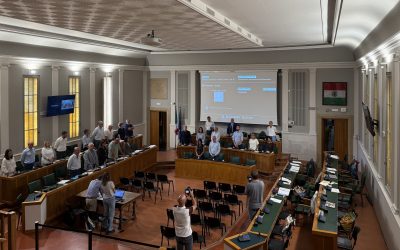 Minuto di silenzio per Kirk. Il centrosinistra: “Non nel nostro nome”