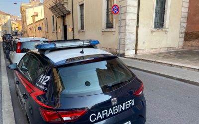 Stalking alla nuora, quattro anni a un 73enne. Cade l’accusa di violenza sessuale