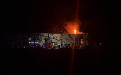 Incendio alla vineria Grimaldi. Capannone sotto sequestro, si indaga