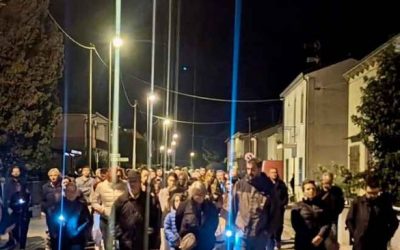 Fiaccolata per le vittime della strada