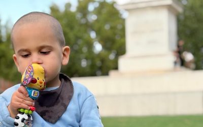 La lotta di Francesco e Stefania per il figlio Diego, unico portatore di una malattia rarissima
