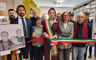 Inaugurata la mostra “Prima sorelle… poi maestre. Immagini di Lina, Roberta e Teresa Bottoni e della scuola di ieri”