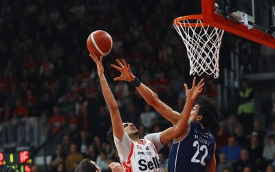 Basket A2. Cento ‘schiaccia’ la Fortitudo