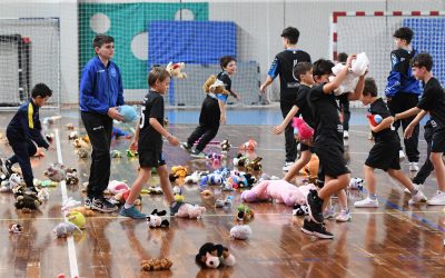 Un weekend di solidarietà e vittorie per Pallamano Ferrara