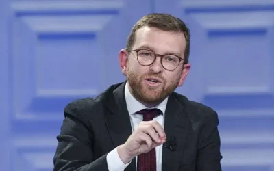 Scuola di formazione politica Mosaico. Una lezione con l’ex ministro Provenzano