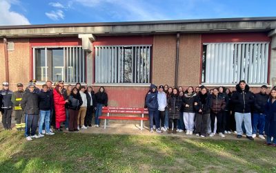 Sei panchine rosse a Codigoro: simbolo contro la violenza di genere