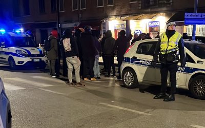 Morto in strada a 27 anni. Aperta un’inchiesta