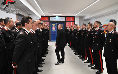 Il generale Scandone fa visita ai Carabinieri di Ferrara
