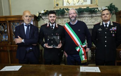 Il riconoscimento di Ferrara al carabiniere che salvò una donna