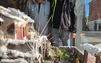 Nell’atrio del Municipio, il “Presepe artistico di Fossalta” scalda l’atmosfera natalizia