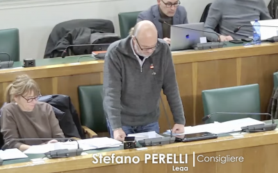 Consenso informato a scuola, scontro in Consiglio sull’educazione sessuale