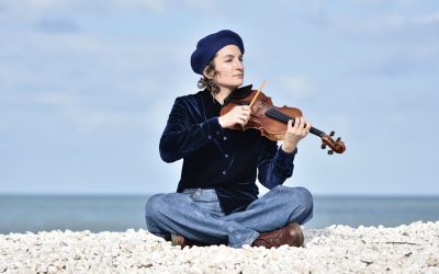 “Picche Cause”: il debutto solista di Natalia Abbascià a Ferrara