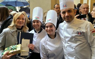 Pranzo di Natale. Gli studenti del Vergani-Navarra a palazzo Chigi
