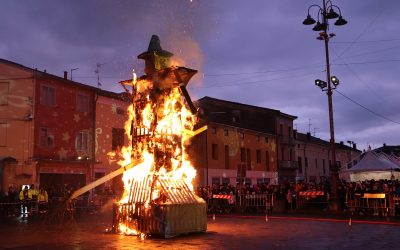 A Bondeno centinaia di persone in piazza per l’Epifania