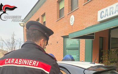 Stalking e revenge porn, arrestato 21enne a Goro