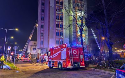 Incendio al Grattacielo di Ferrara, evacuata la torre B