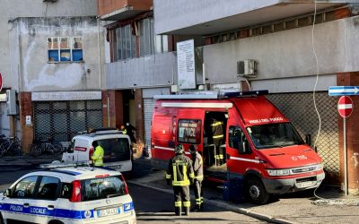 Incendio al grattacielo, il M5S: “Non può diventare un fatto privato”