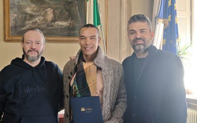 L’ex calciatore Matteo Ferrari incontra il sindaco Alan Fabbri