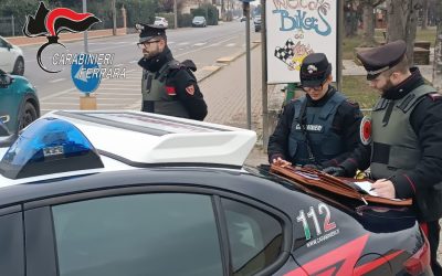 Ubriaco alla guida di un’auto rubata, fermato e denunciato