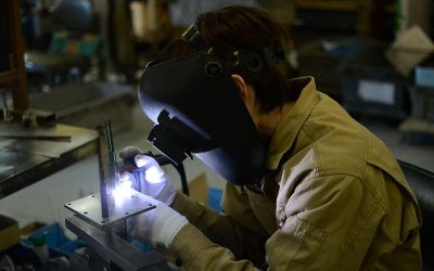 Manifattura, Ferrara regge ma arretra sull’export: 1,6 miliardi nei primi nove mesi (-3,3%)