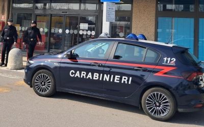 Rubano oltre mille euro di tonno in scatola, denunce per tre