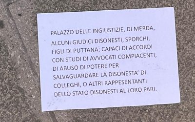 Volantini offensivi contro magistrati e avvocati. Indaga la Digos