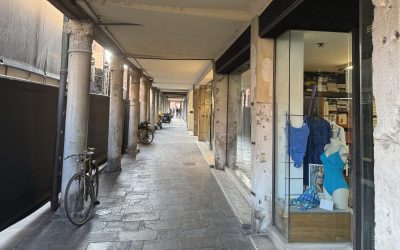Piazza chiusa per il concerto. “Mancano visibilità e fatturato”