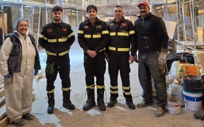 Bondeno, i Vigili del Fuoco riportano un’opera nella chiesa di San Giovanni