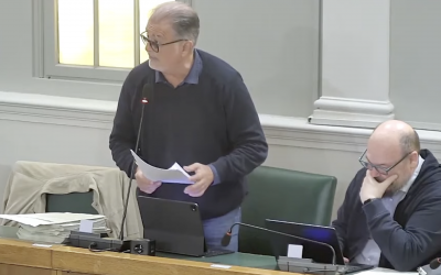 Bilancio in rosso ma sbucano 8 milioni. L’opposizione esce dall’aula