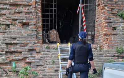 Giaciglio trovato all’interno delle Mura e sgomberato dalla Polizia Locale
