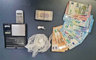 Pusher in manette. Aveva cocaina e un etto di hashish in casa