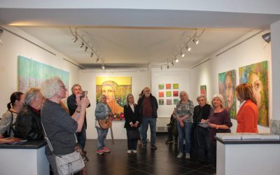 Poesia e arte alla Galleria del Carbone: Roberta Lipparini ospite tra “I passi di Eva”