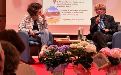 Dacia Maraini incanta la platea con Scritture segrete