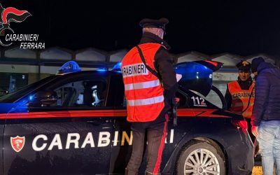 Controlli dei carabinieri sul litorale: quattro denunciati tra grimaldelli, alcol e oltraggio ai militari