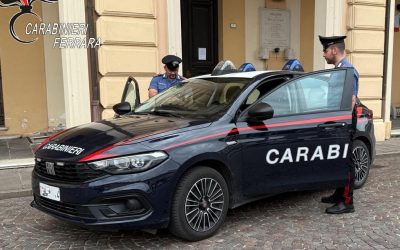 Si scaglia contro i carabinieri durante il controllo: arrestato con un coltello in tasca