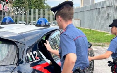 Violenza contro l’ex compagna e socia, fino a speronarle l’auto. Arrestato imprenditore