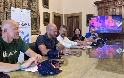 Torna la Bike Night: oltre 600 ciclisti da Ferrara al mare pedalando nella notte